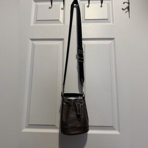 Elegant Black Leather Bucket Bag